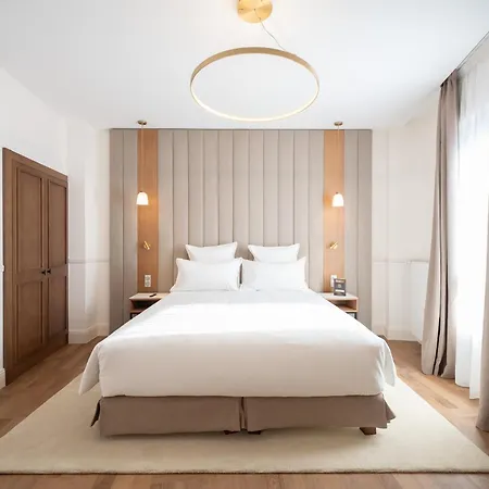Margaux Hotel *