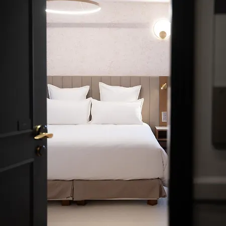 Margaux Hotel *