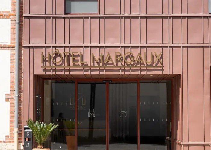 Margaux 4* إيبيرني